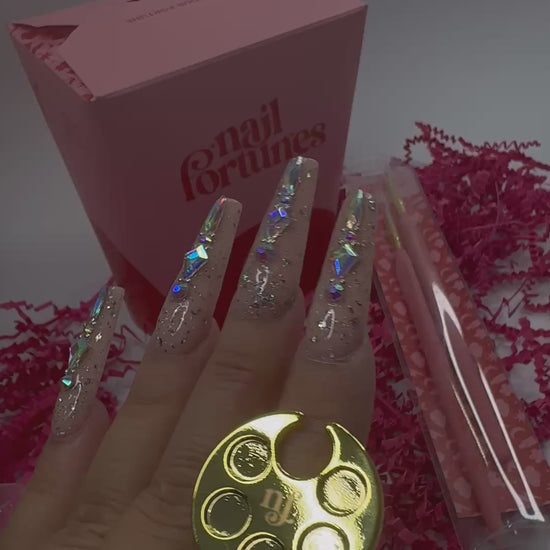 Nail Thumb Palette